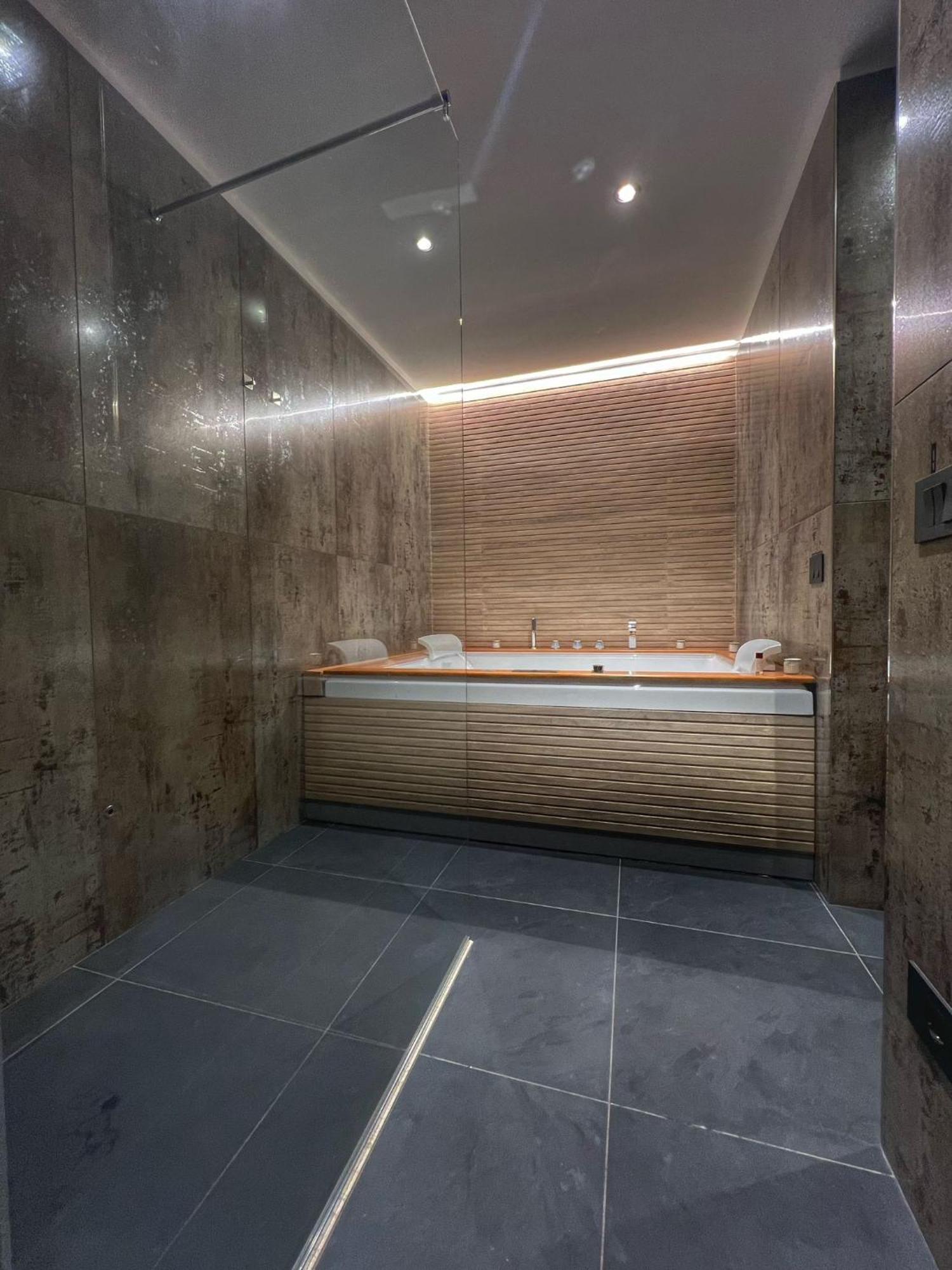 Amay City Suite Bari Ngoại thất bức ảnh