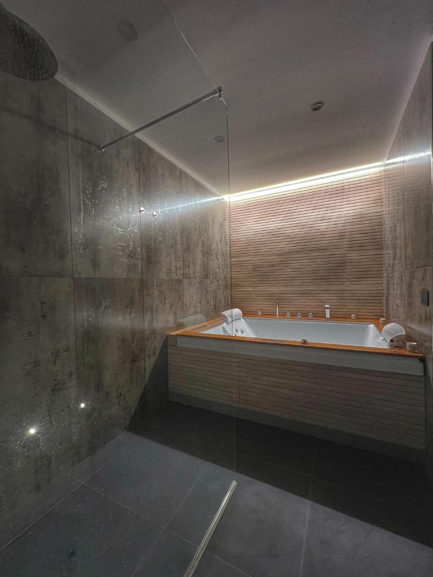 Amay City Suite Bari Ngoại thất bức ảnh